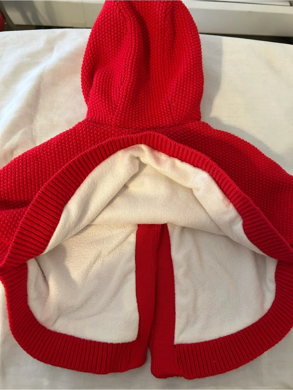 Carter’s Baby Girl 6M Holiday Red Hooded Cable Knit Sweater Poncho Cape/EUC